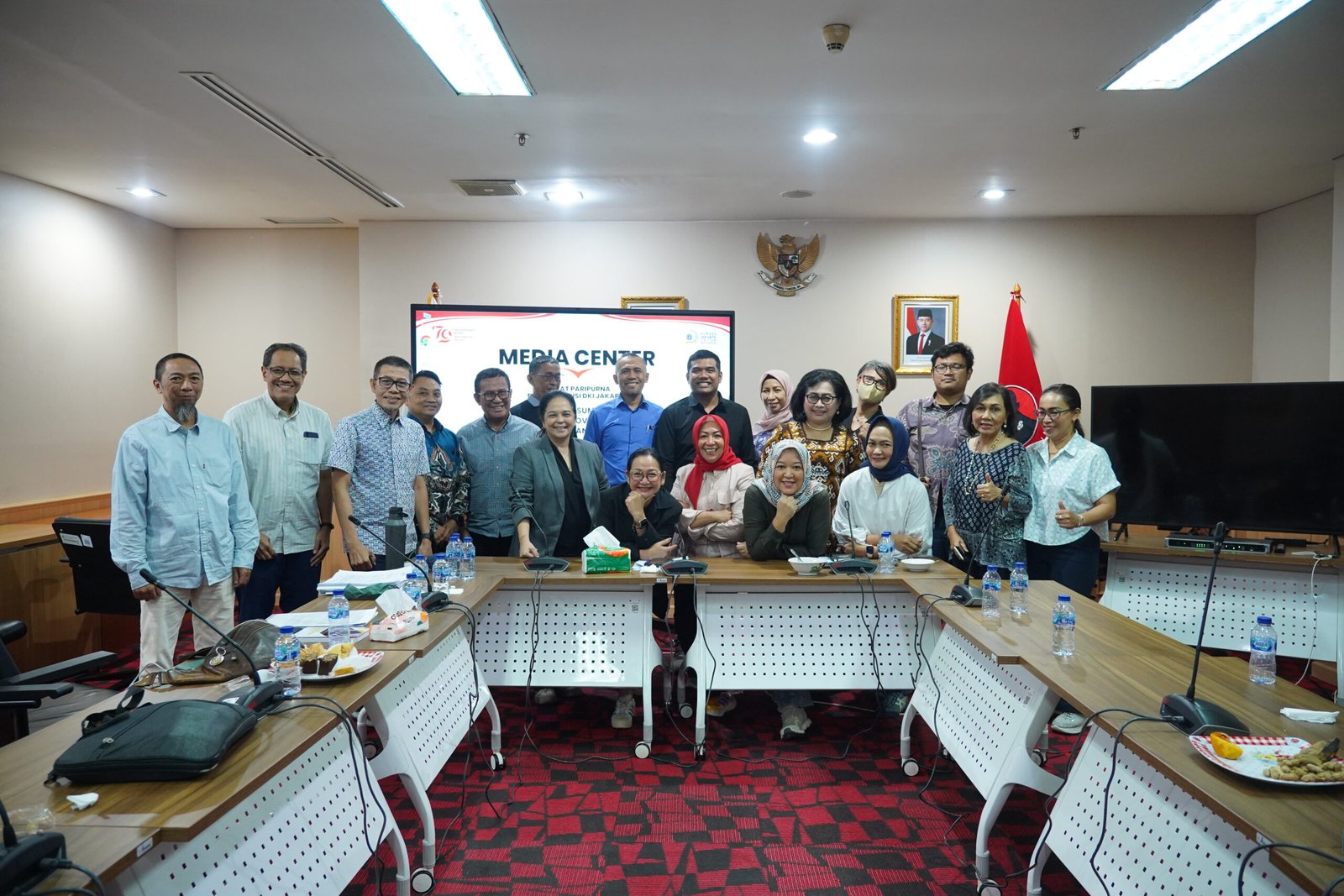 Keluhkan Tarif Air, Warga dan Pengurus Apartemen Taman Rasuna Ngadu ke Fraksi PDIP DPRD